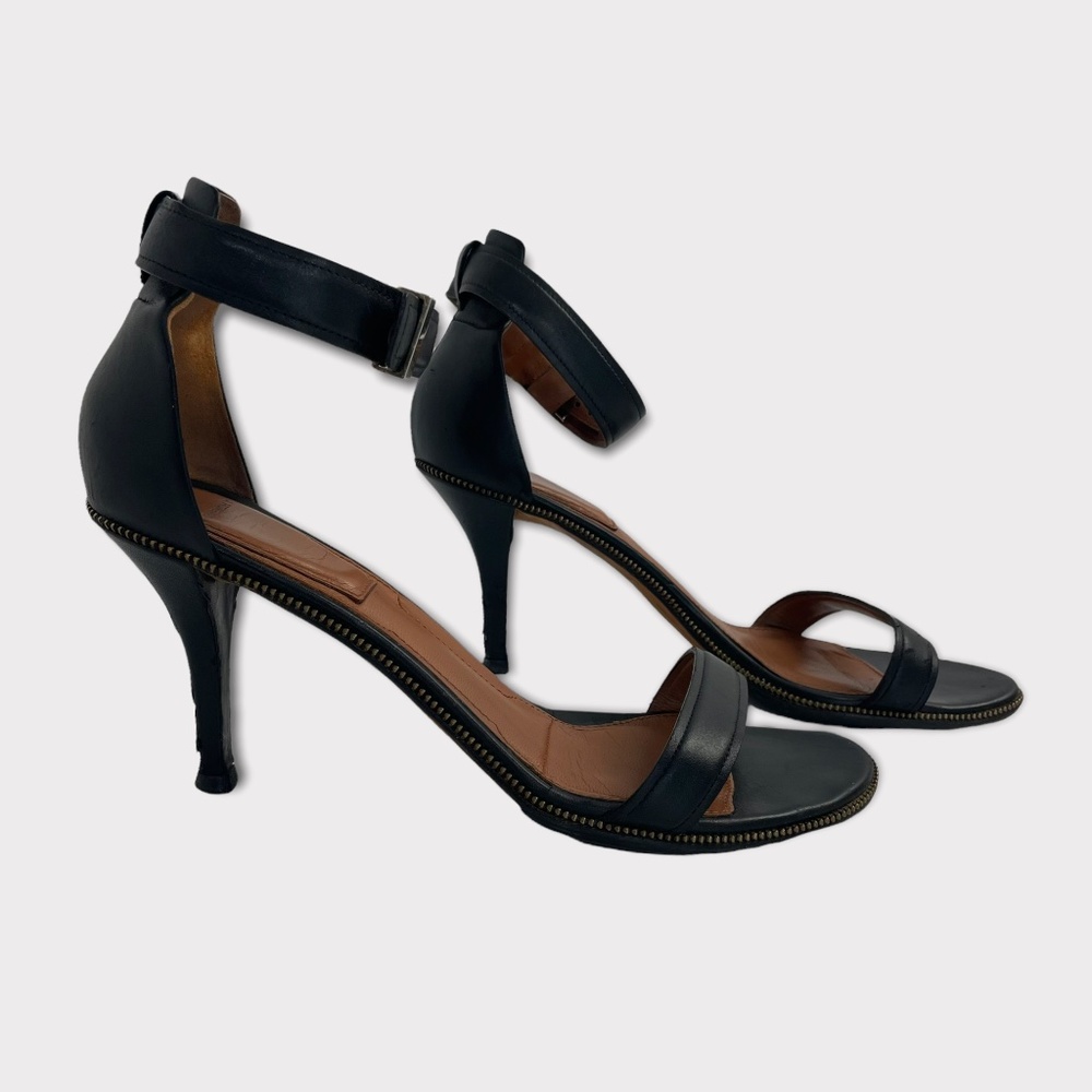 Givenchy Black‎ Zipper Trim Heels
